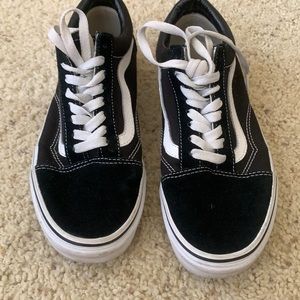 Black lace up vans